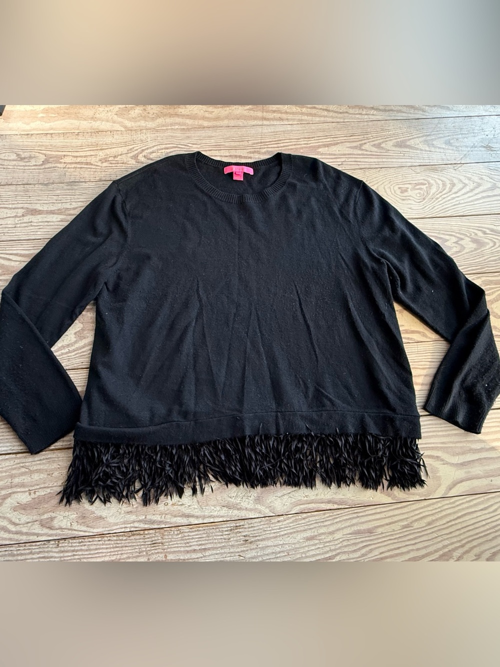 Lilly Pulitzer Black Fringe Hem Sweater Size XL pilling in pics